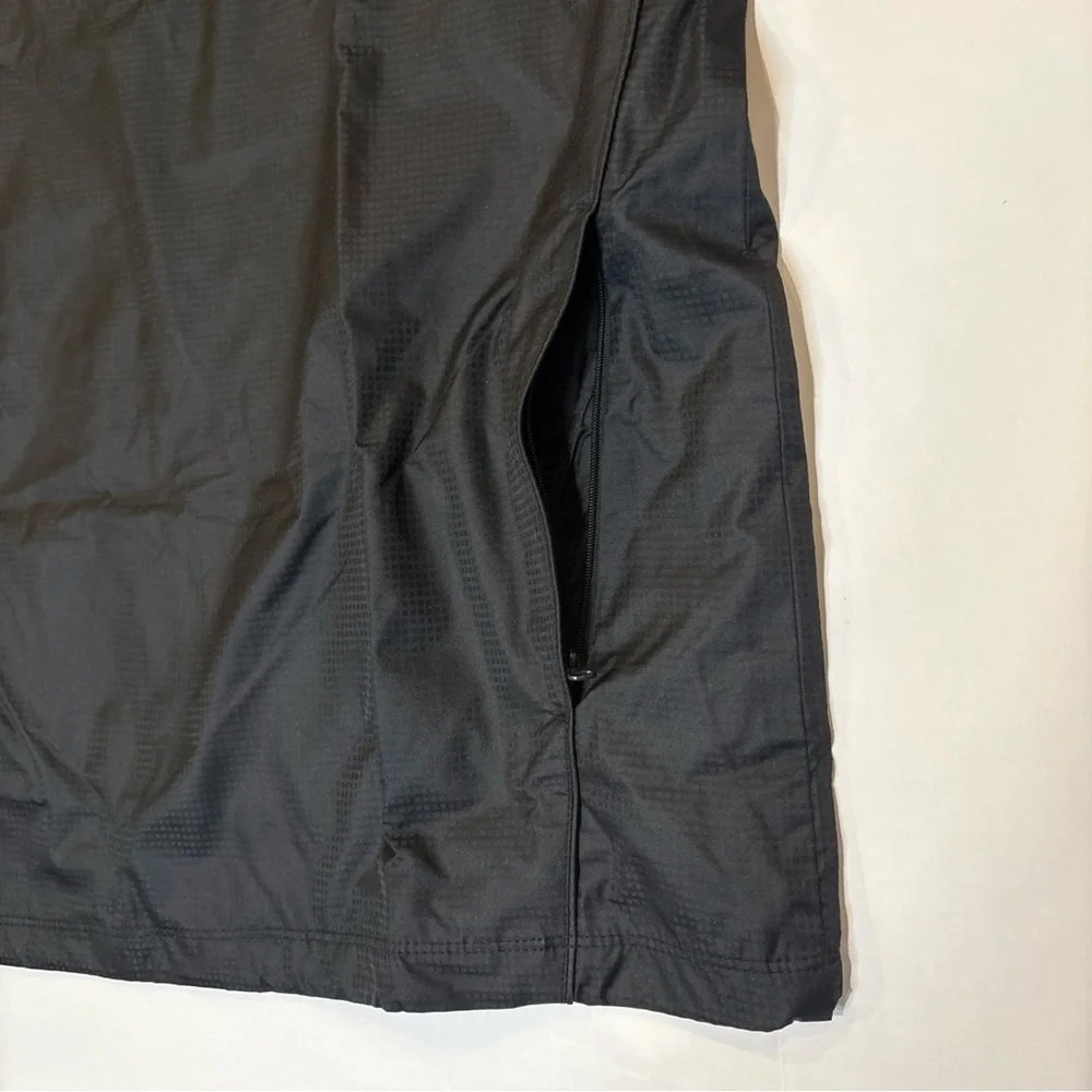 Greg Norman BK Racing Black Water Resistant Short Sleeve Windbreaker Mens Medium